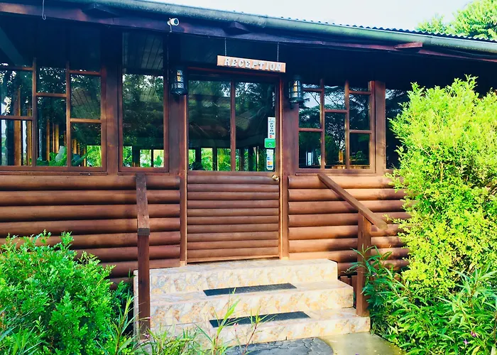 The Log Cab-Inn