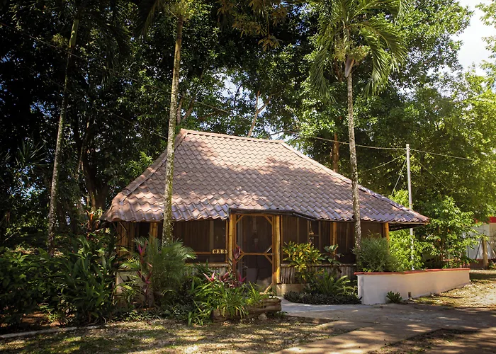 Falling Leaves Lodge